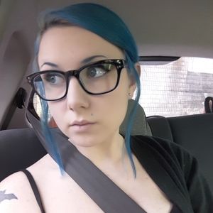 Meet your Posher, Hailey